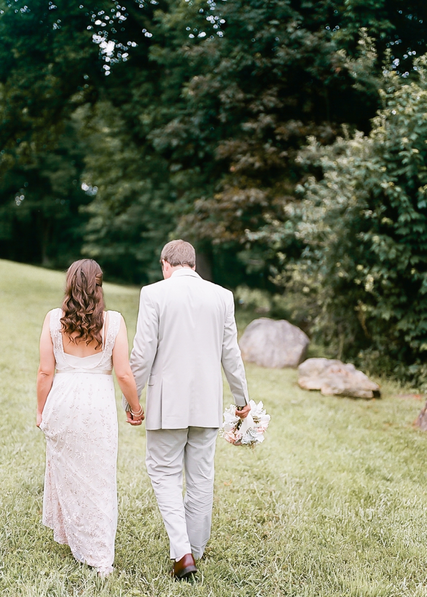 Silver Hearth Lodge Roanoke Virginia Wedding Photos Kostayne and Eric_0010