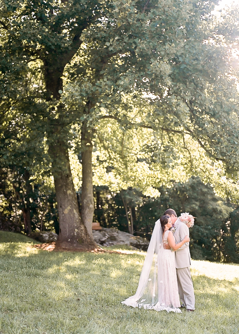 Silver Hearth Lodge Roanoke Virginia Wedding Photos Kostayne and Eric_0036