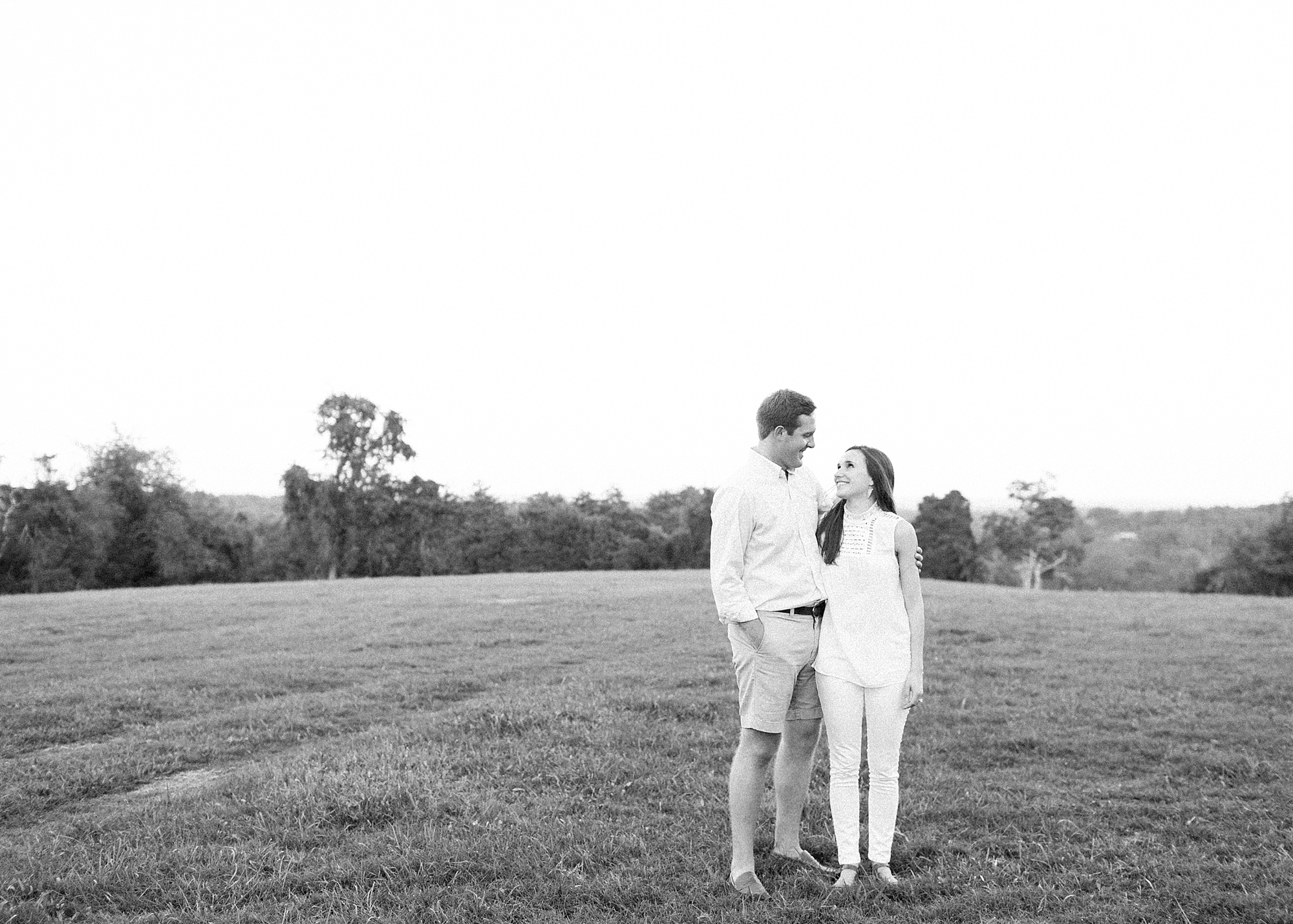 charlottesville-ash-lawn-highlands-engagement-session-sj_0023