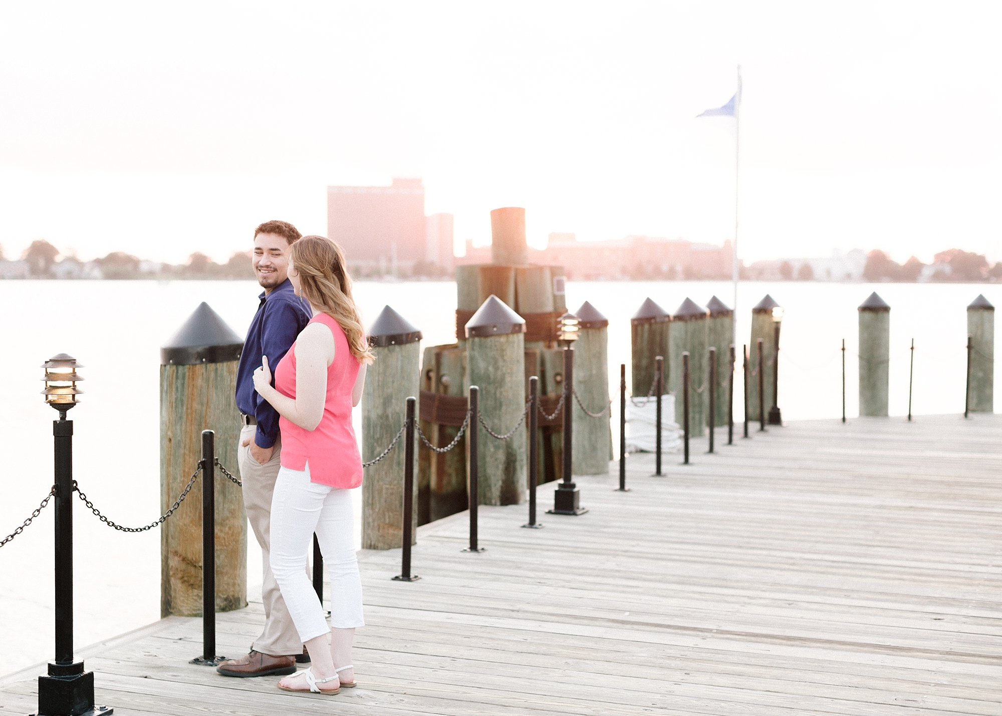 norfolk-waterside-engagement-session-kate-diego_0015